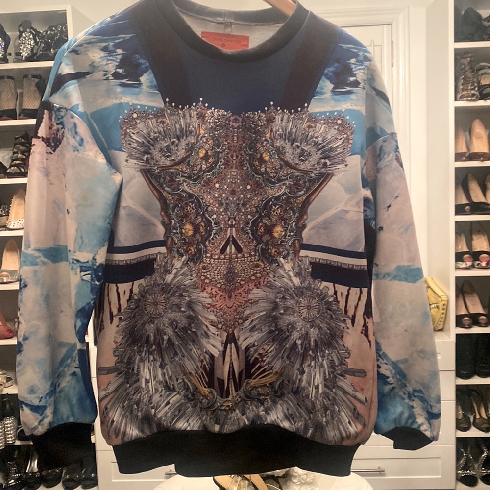 Clover Canyom gorgeous print jewel blue crystals design print XS oversized